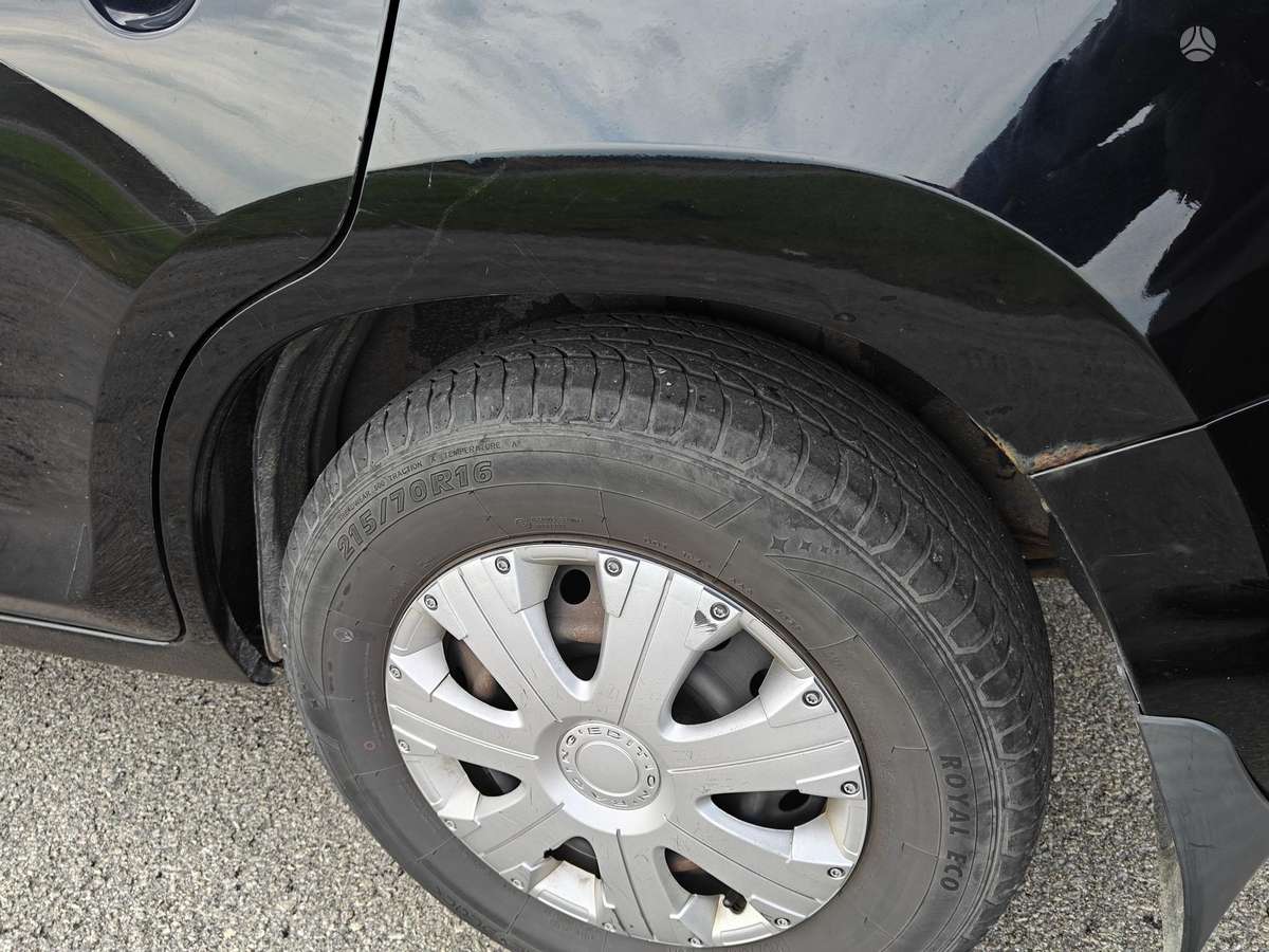 Toyota RAV4 - 9