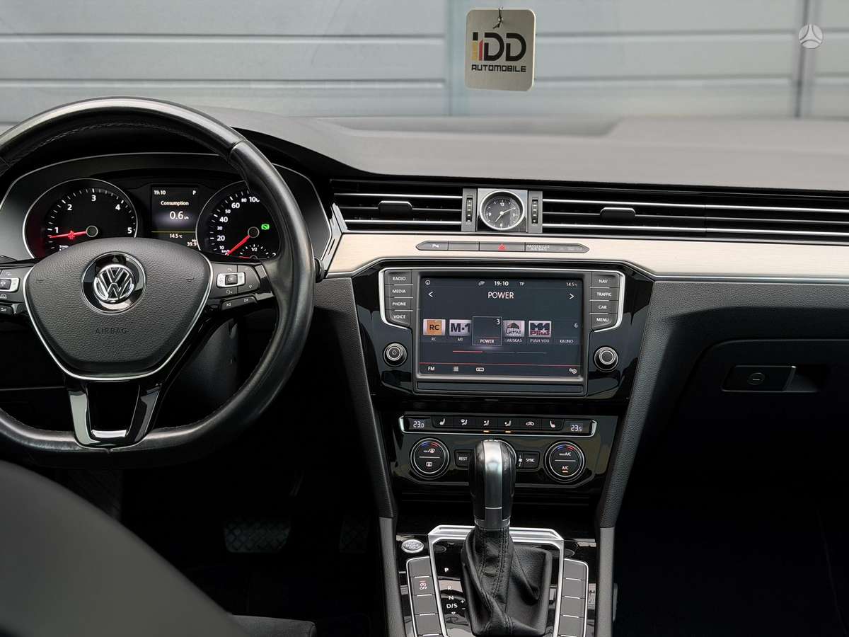 Volkswagen Passat, 1.6 l., Универсал