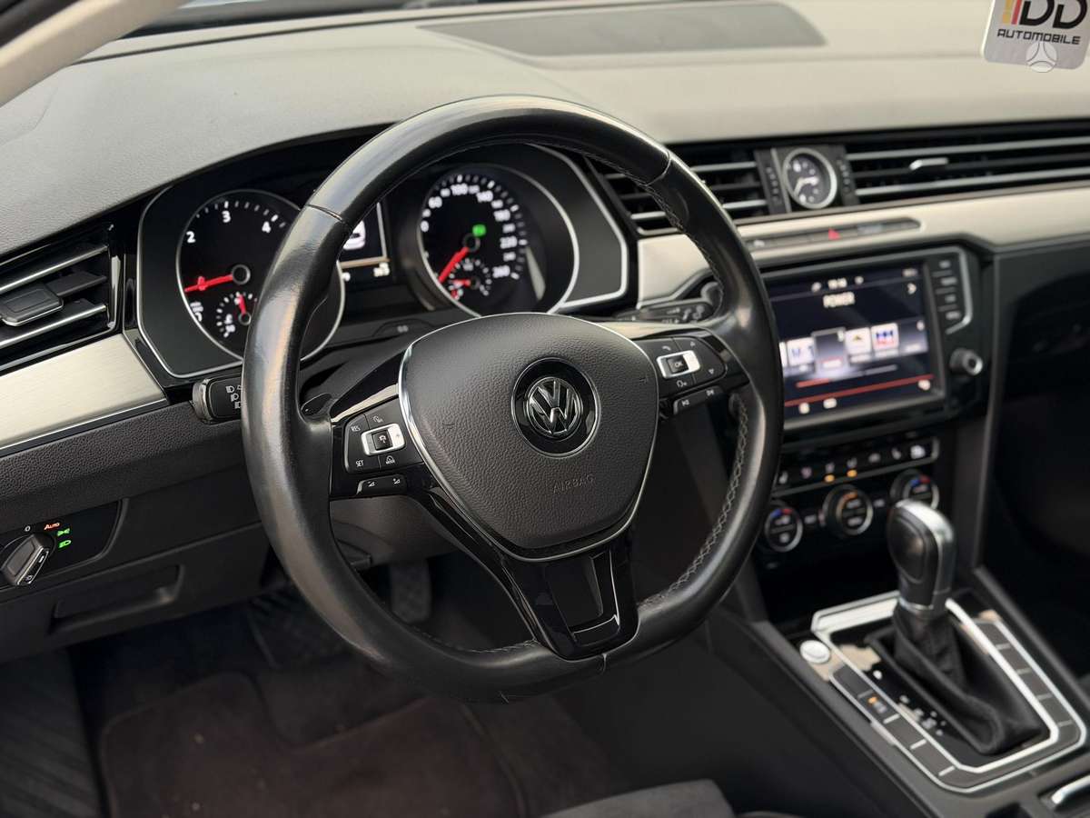 Volkswagen Passat, 1.6 l., Универсал