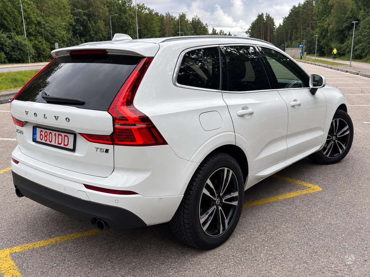 Volvo XC60 - 2