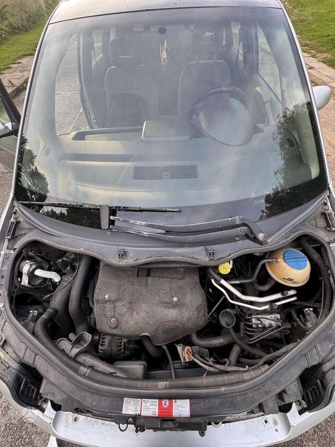 Audi A2, 1.4 l., Хэтчбек