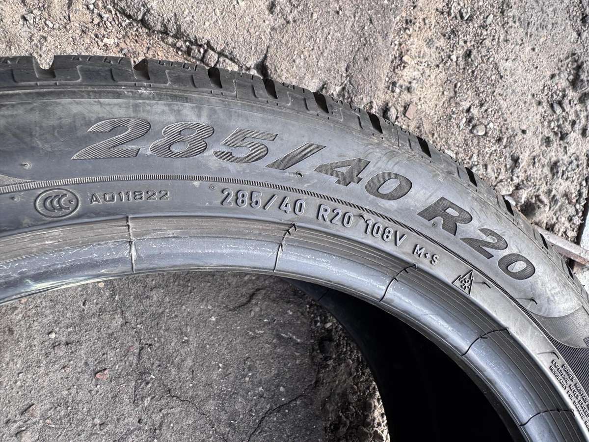 Pirelli Scorpion, зимние 285/40 R20