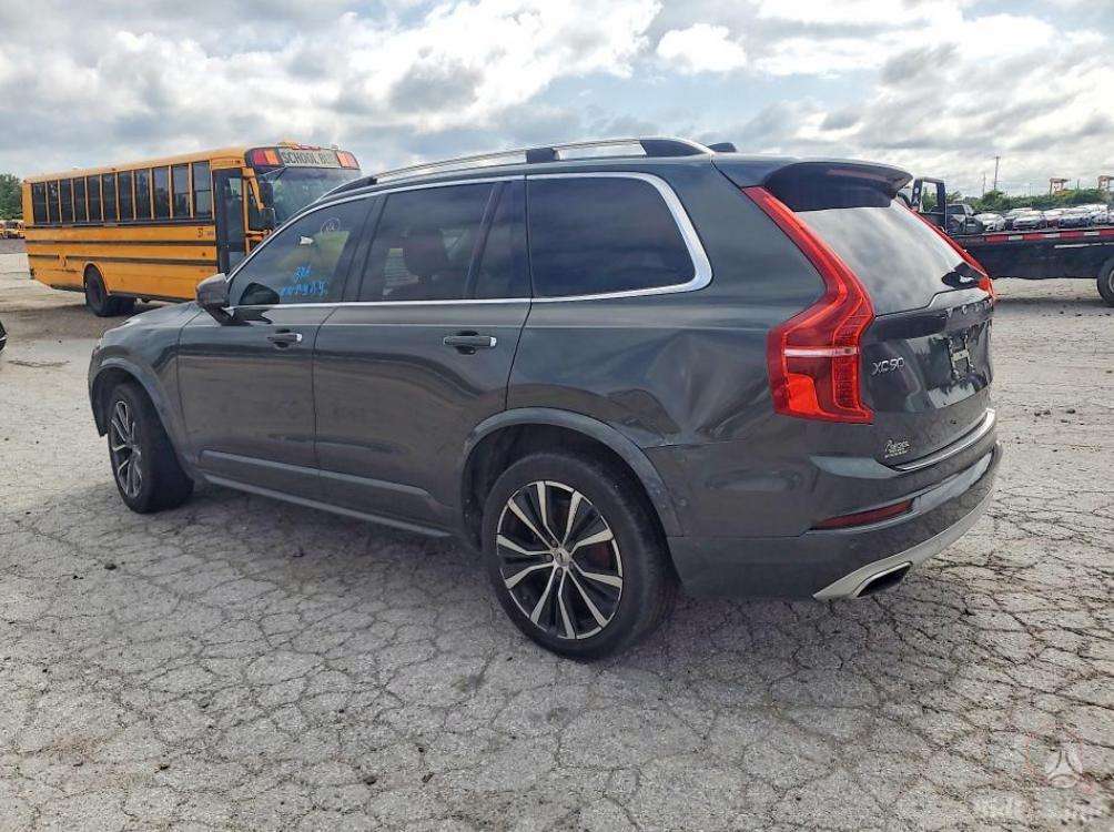 Volvo XC90 - 3