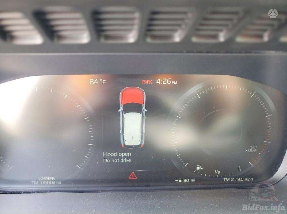 Volvo XC90 - 9