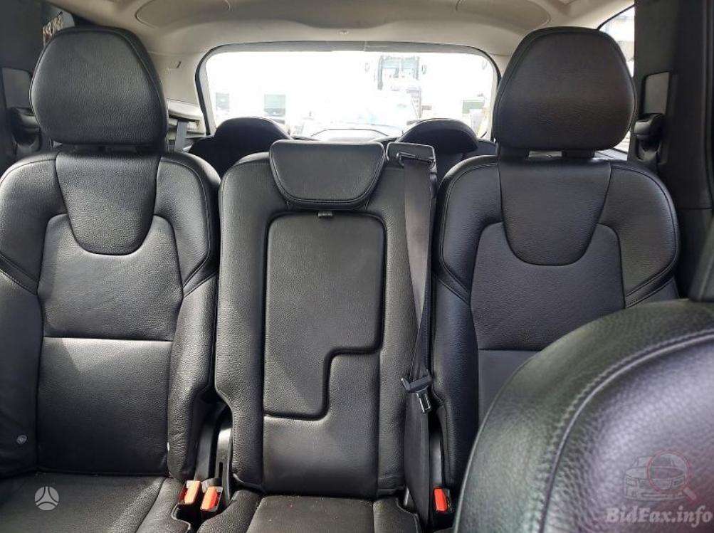 Volvo XC90 - 10