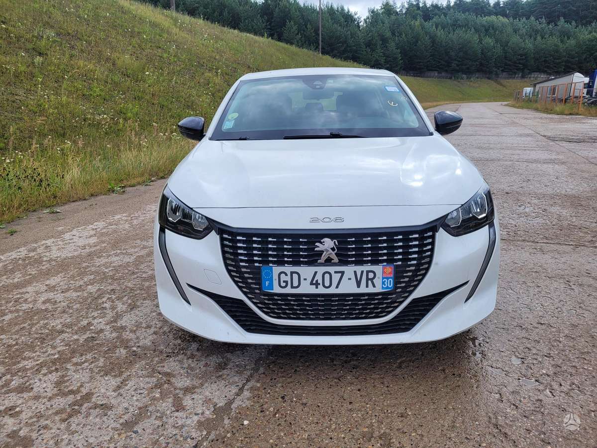 Peugeot 208 - 12