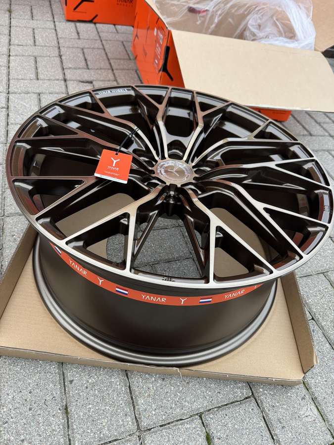 Yanar DNZ-20 [PREMIUM], легкосплавные , R20