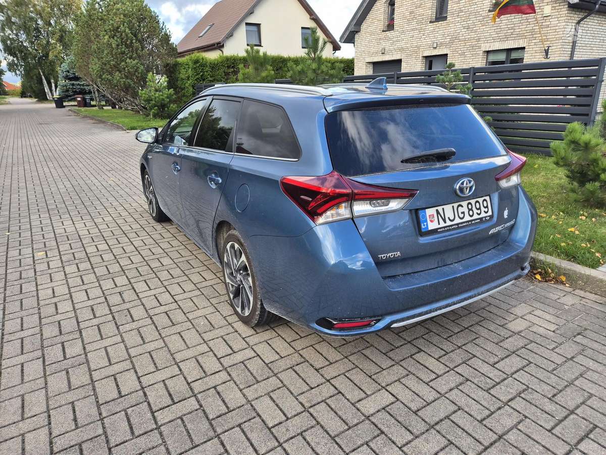 Toyota Auris - 3