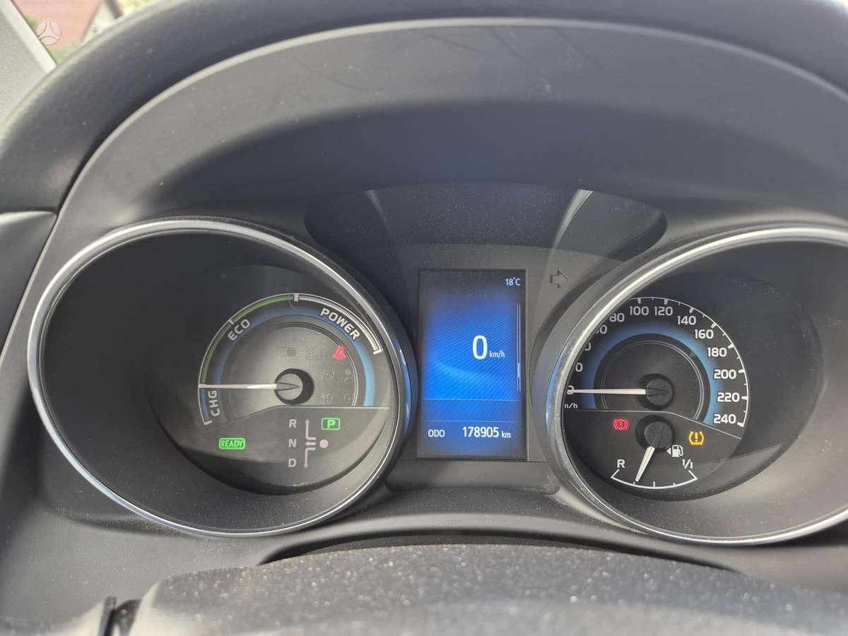 Toyota Auris - 6
