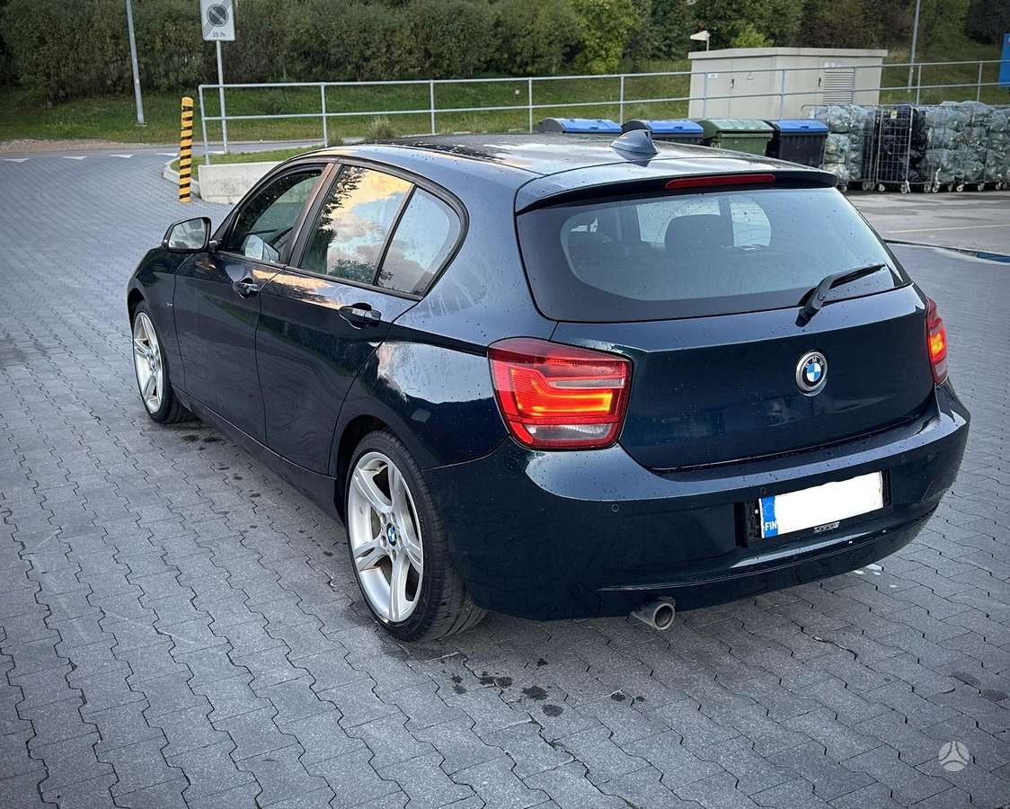 BMW 120, 2.0 l., hatchback