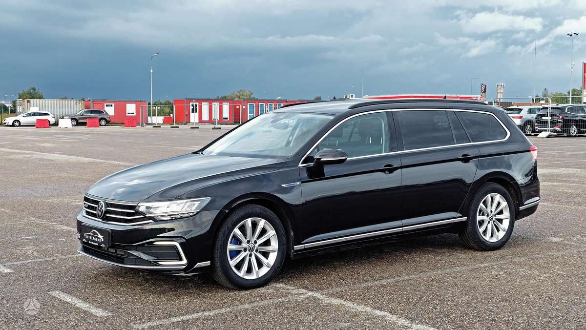 Volkswagen Passat - 10