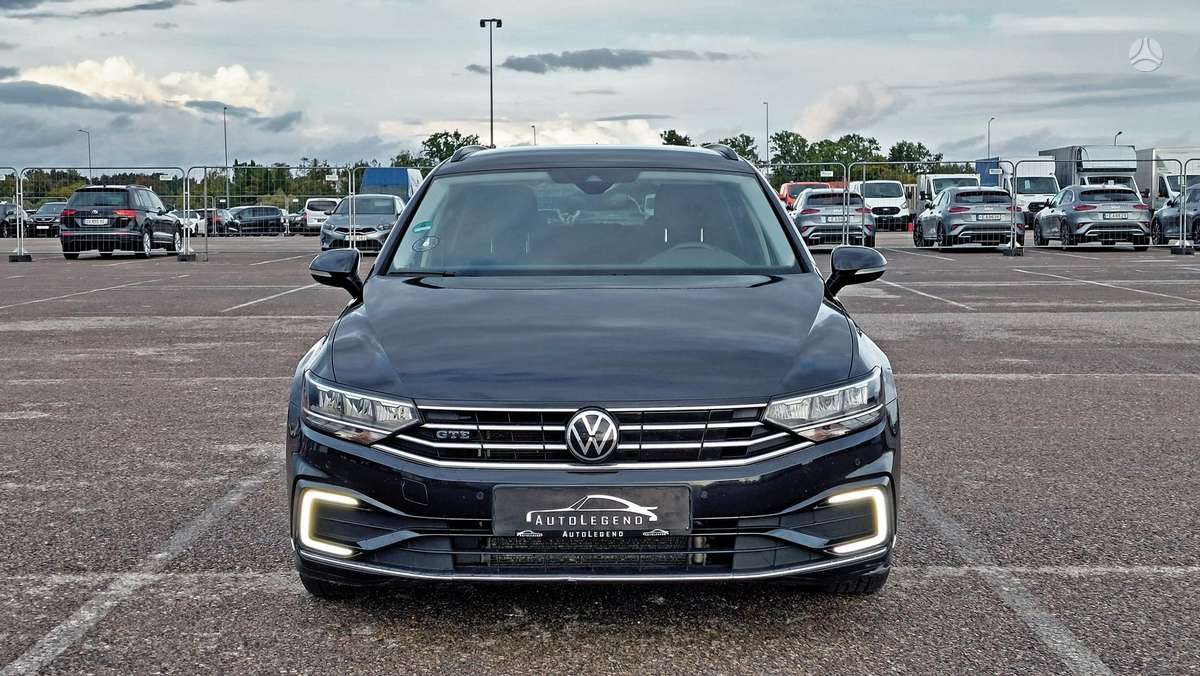 Volkswagen Passat - 6
