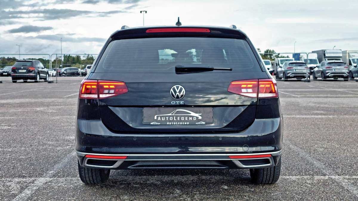 Volkswagen Passat - 7