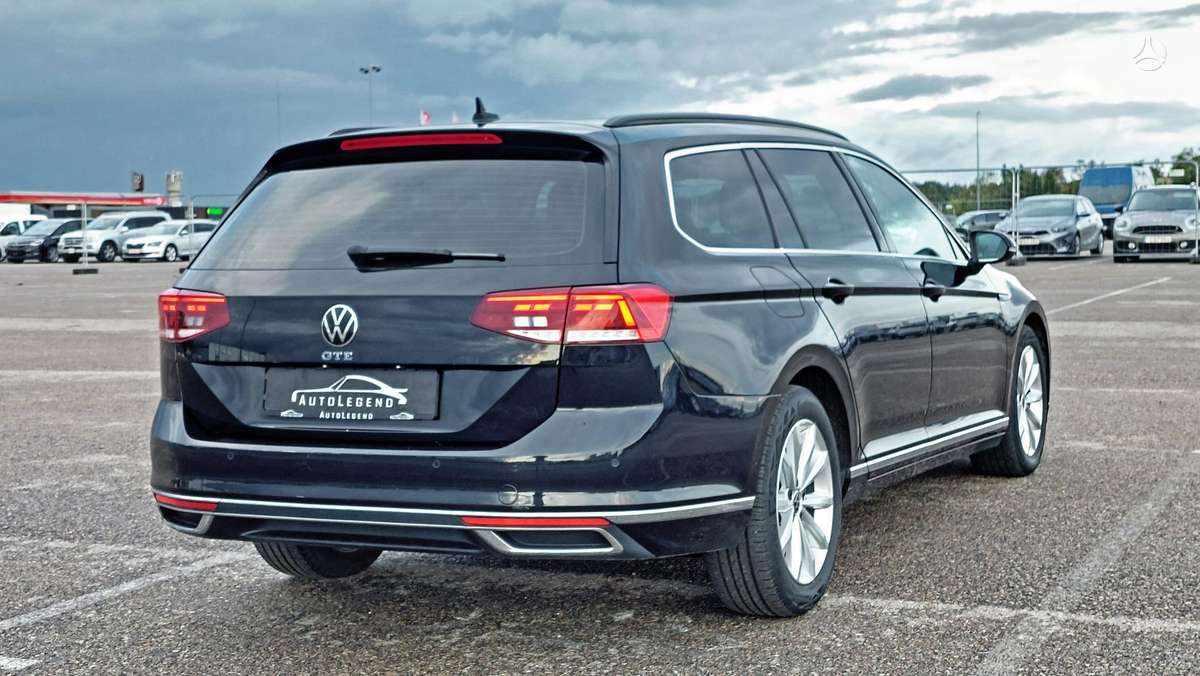 Volkswagen Passat - 5