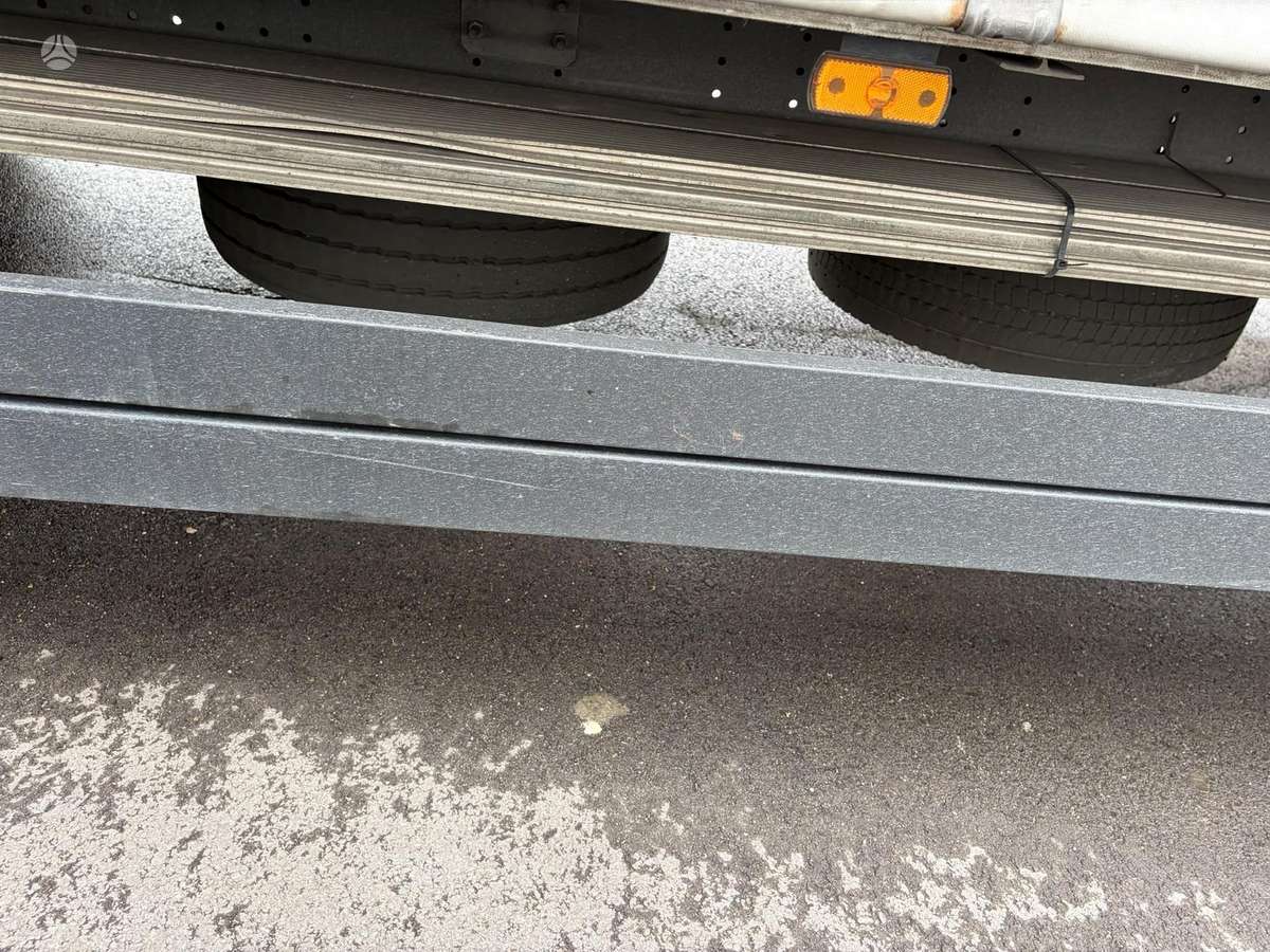 Schmitz Mega, užuolaidinės / tentinės