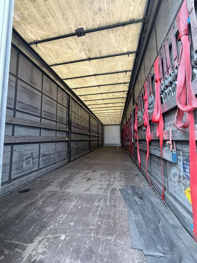 Schmitz Mega, curtain / tarpaulin