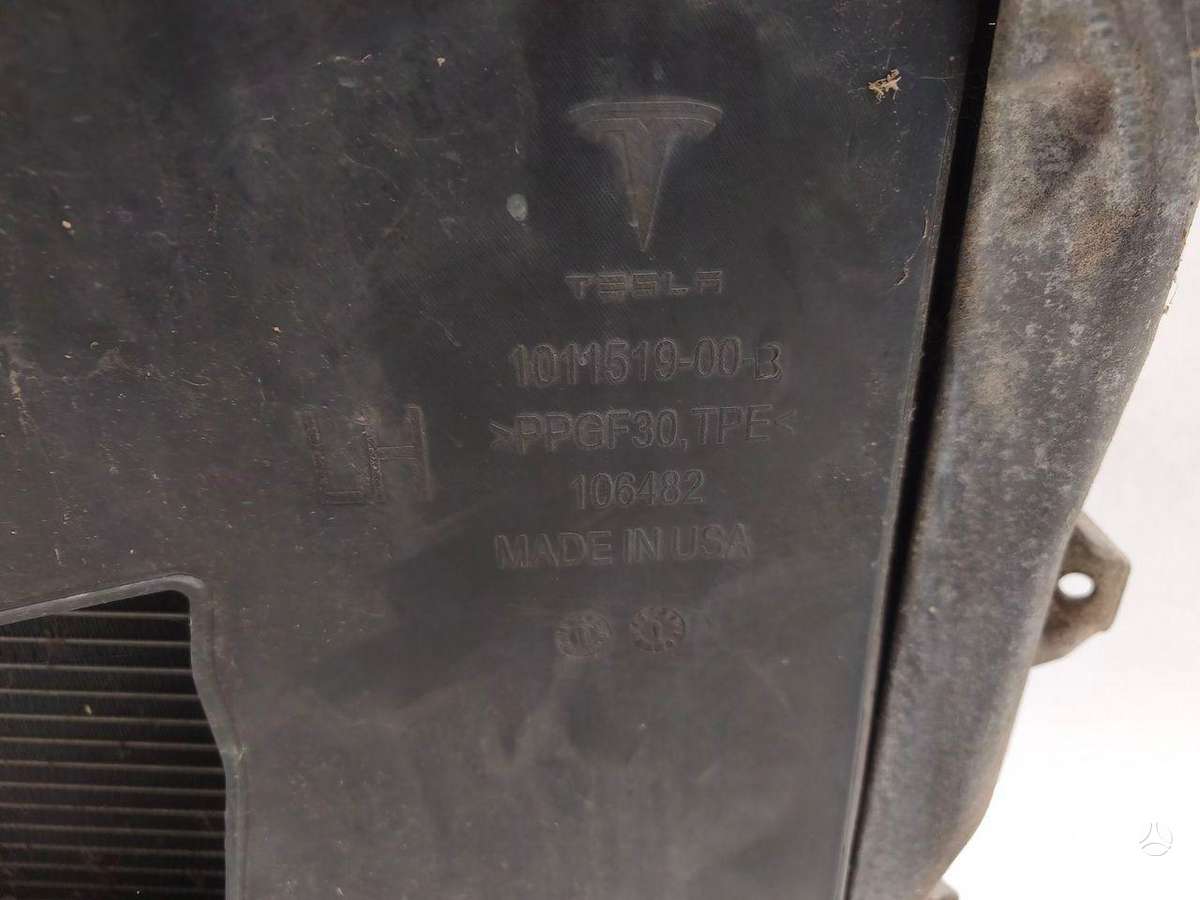 Tesla Model S, 1007256-00-J, radiatorius