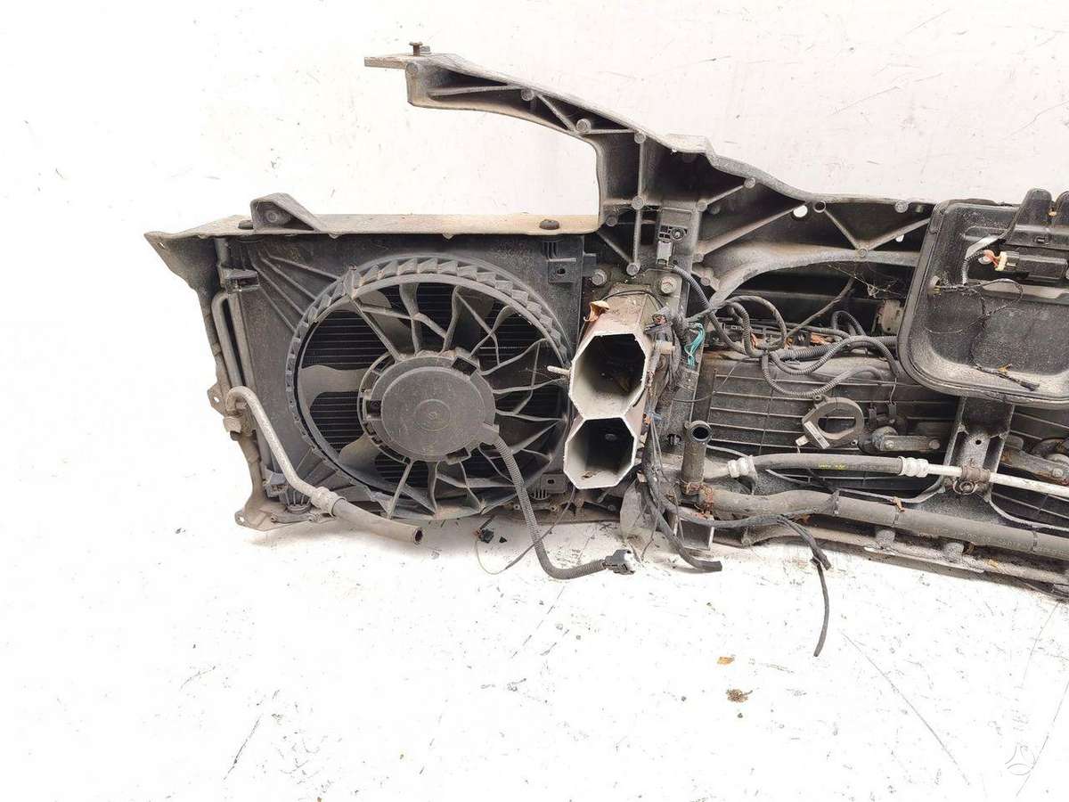 Tesla Model S, 1007256-00-J, radiatorius