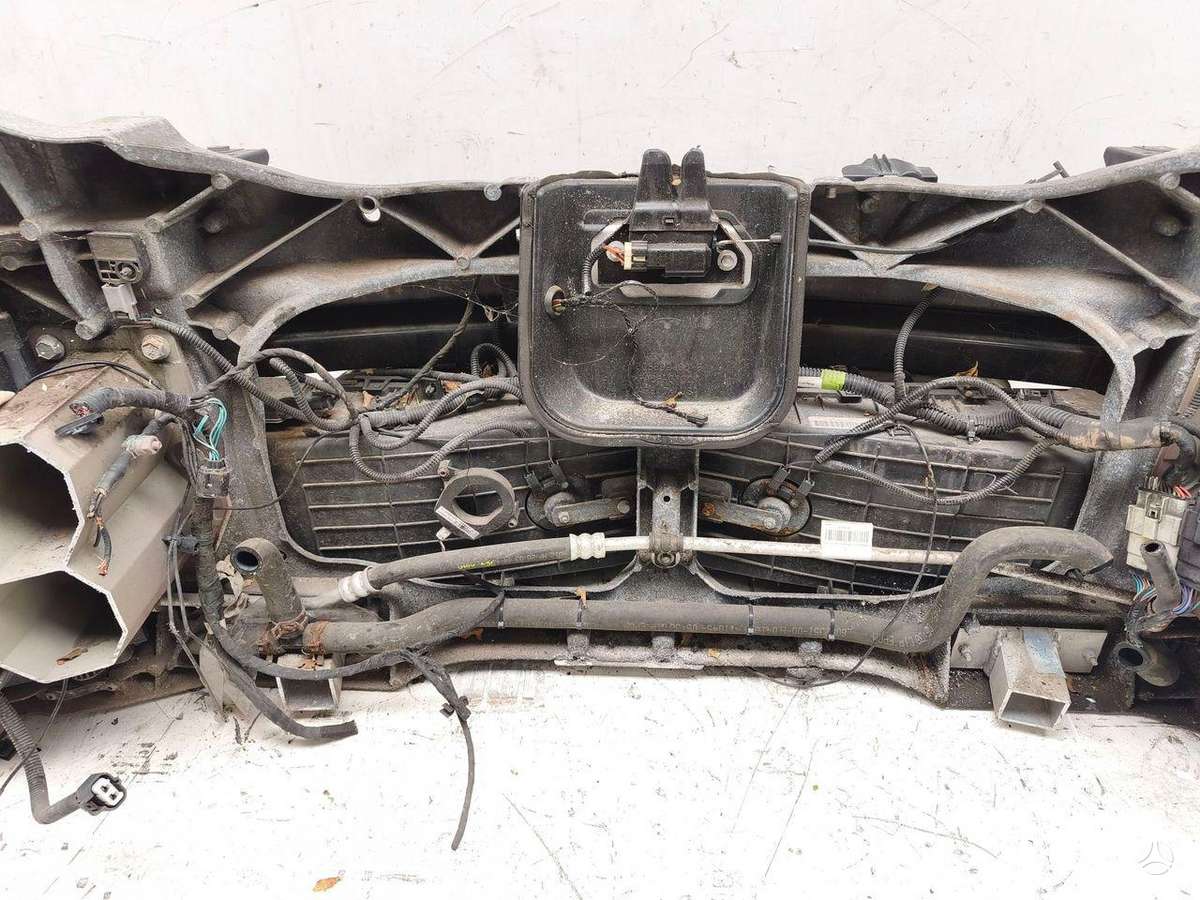 Tesla Model S, 1007256-00-J, radiatorius