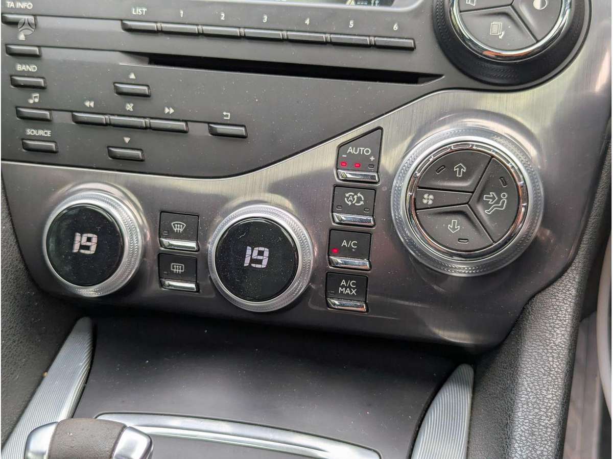 Citroen DS5 engine