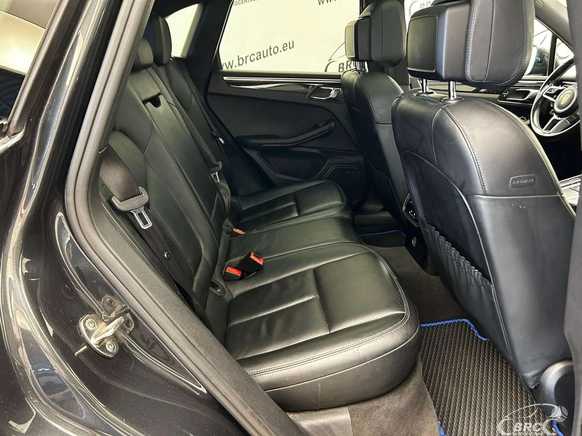 Porsche Macan, 2.0 l., Внедорожник / Кроссовер