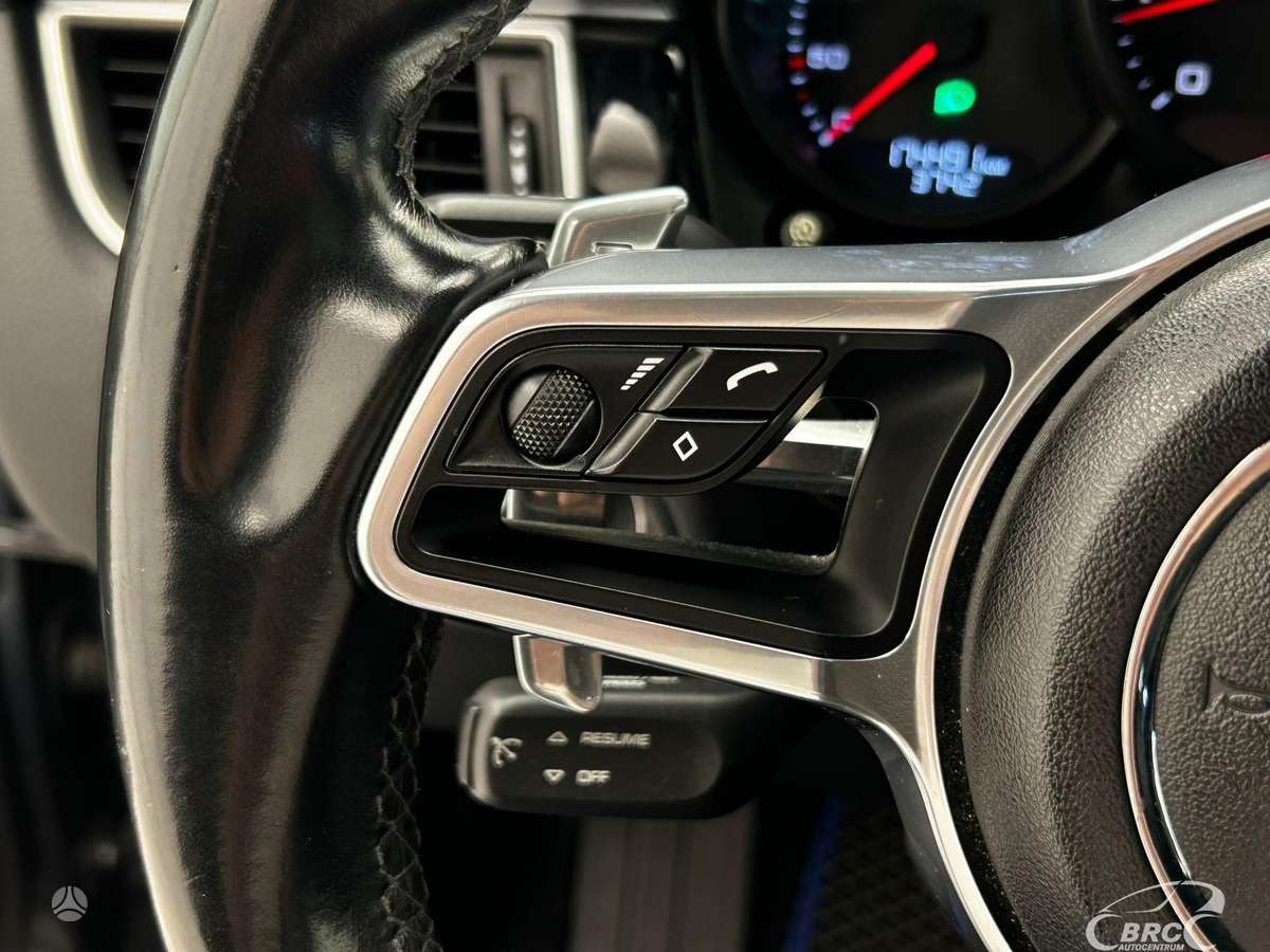 Porsche Macan, 2.0 l., Внедорожник / Кроссовер