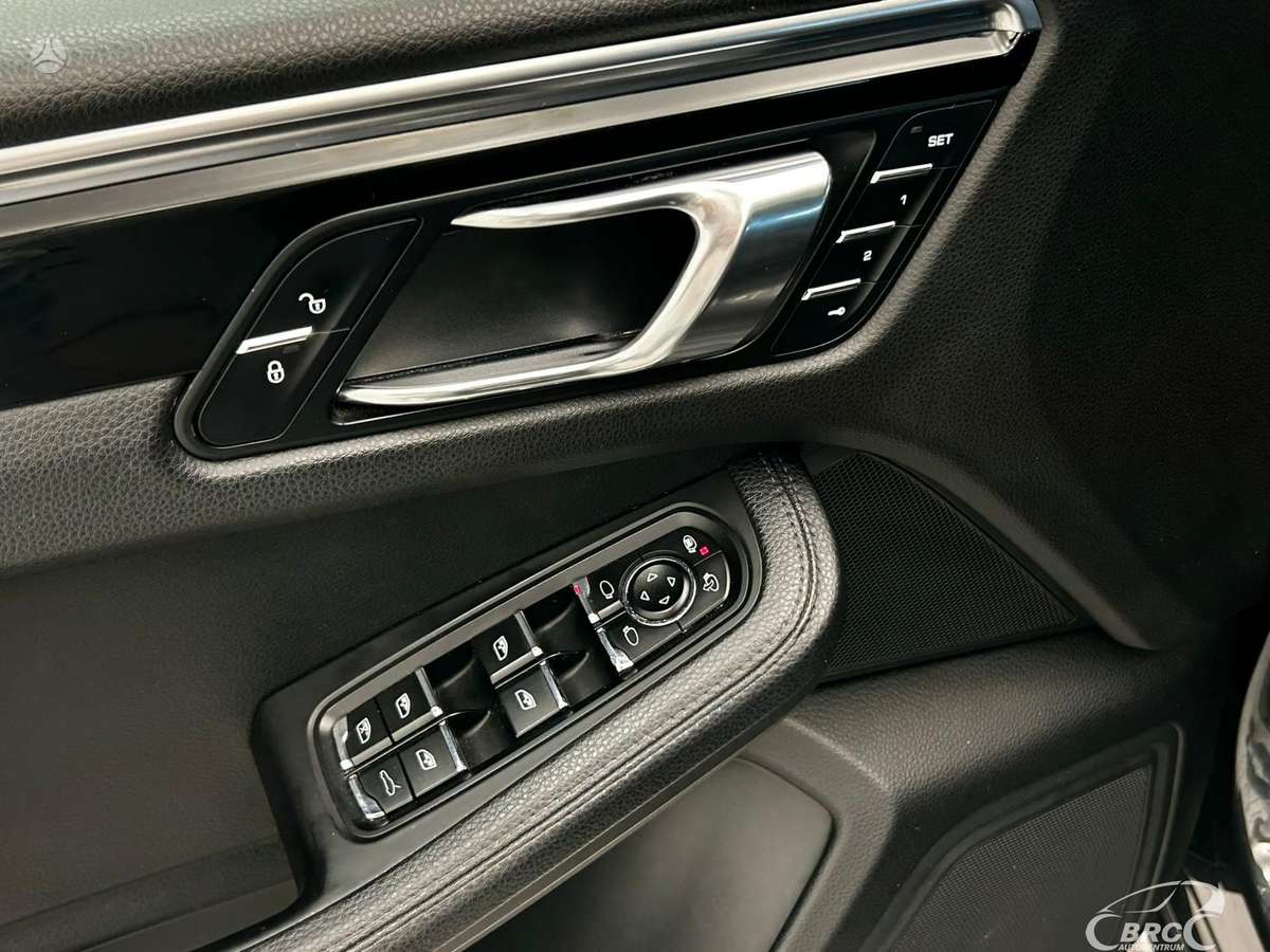 Porsche Macan, 2.0 l., Внедорожник / Кроссовер