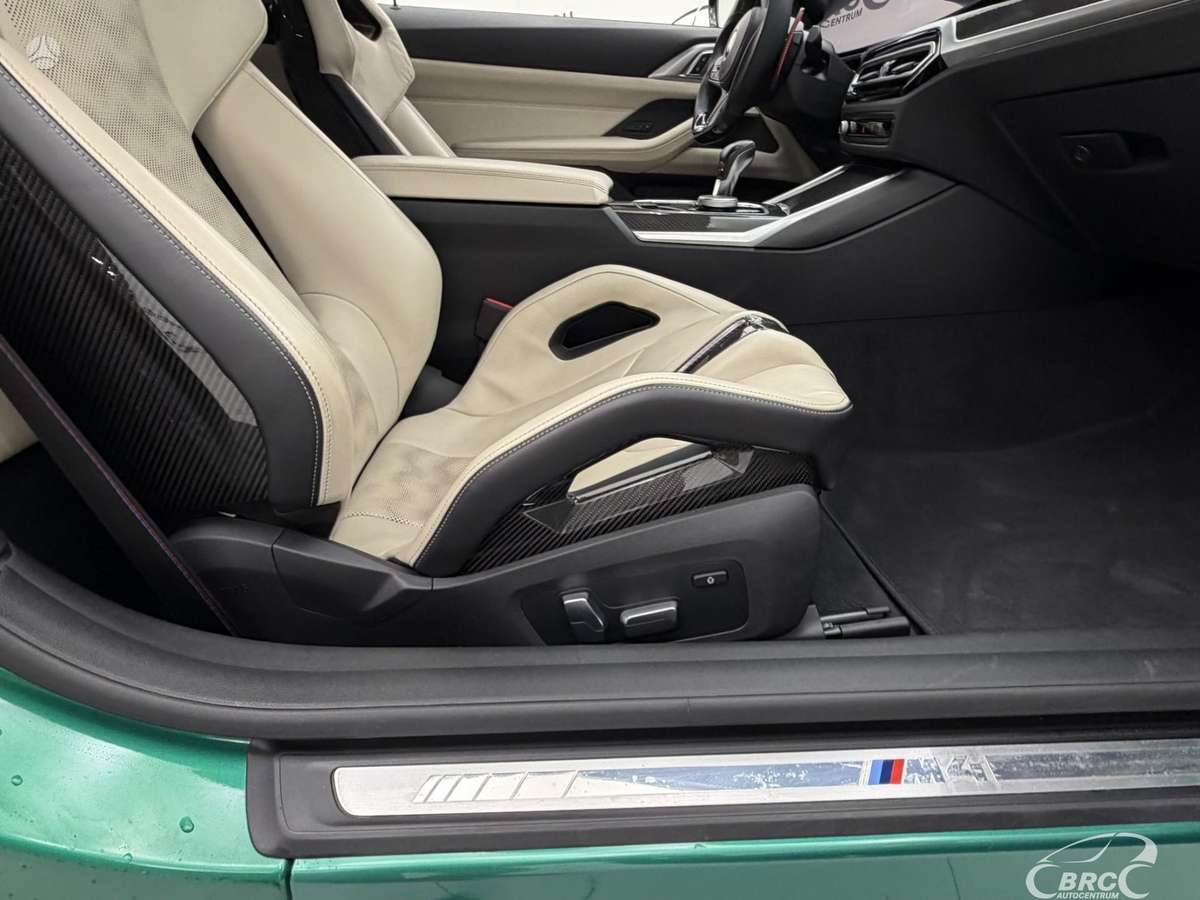 BMW M4, 3.0 l., coupe