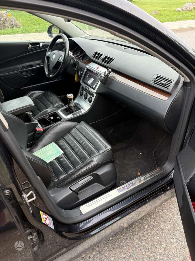 Volkswagen Passat, 2.0 l., Универсал