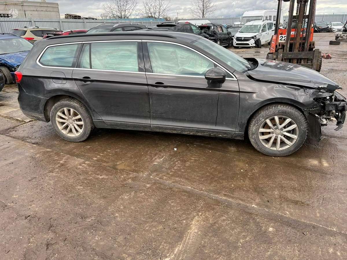 Volkswagen Passat, ☎️, for parts