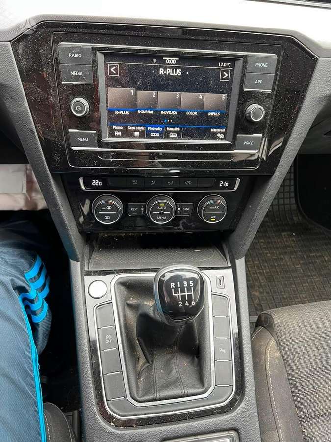 Volkswagen Passat, ☎️, for parts