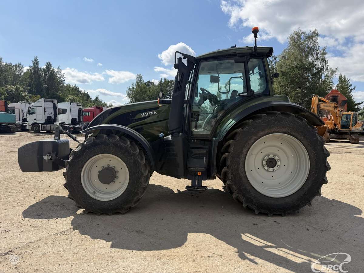 Valtra T235, тракторы