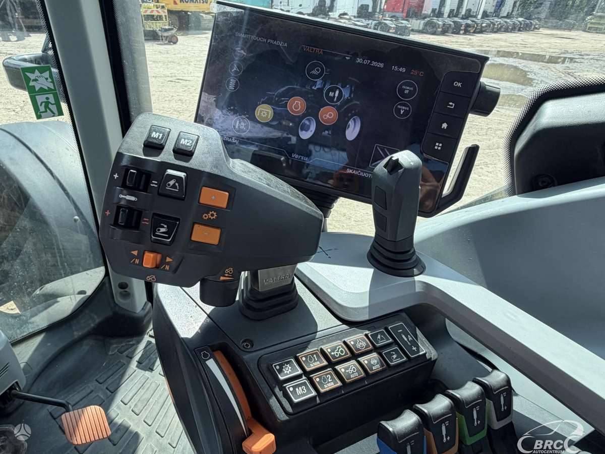 Valtra T235, тракторы