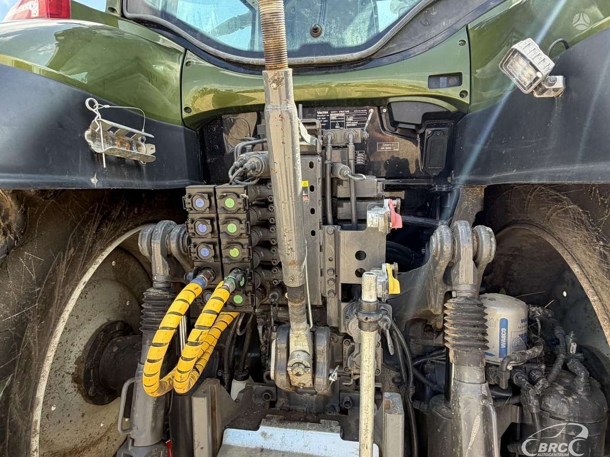 Valtra T235, тракторы