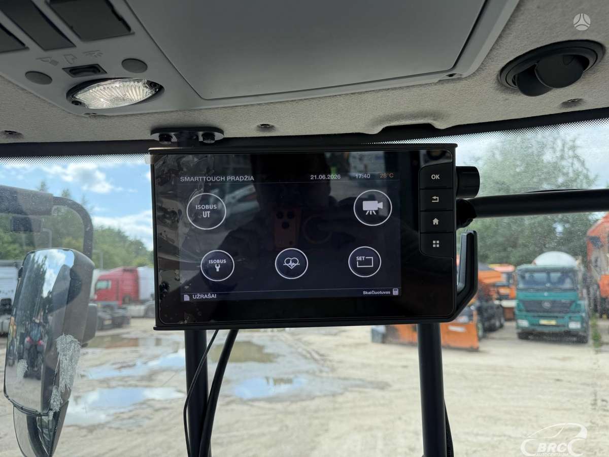Valtra T235, traktoriai