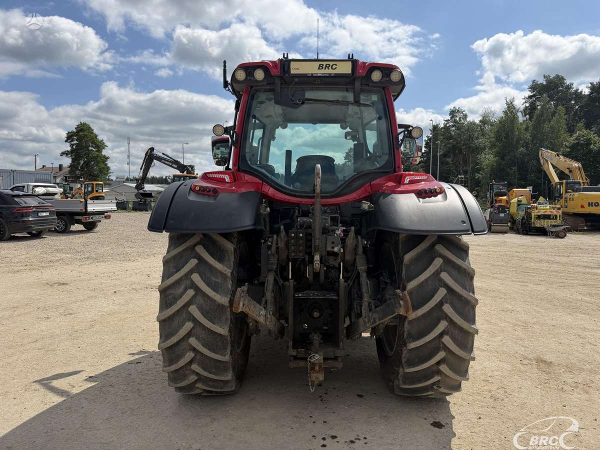 Valtra N155E Frontalinis krautuvas .., тракторы
