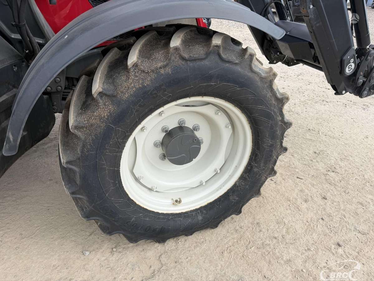 Valtra N155E Frontalinis krautuvas .., тракторы