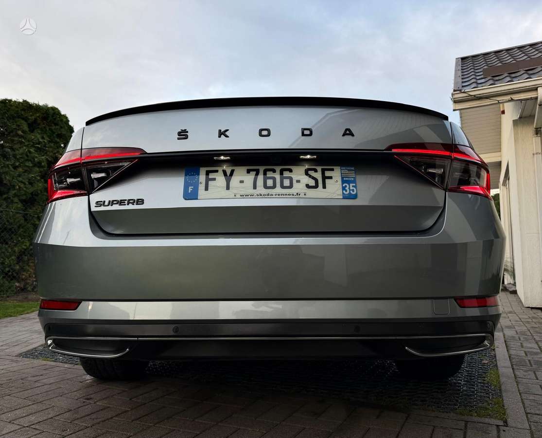 Skoda Superb, 2.0 l., hatchback