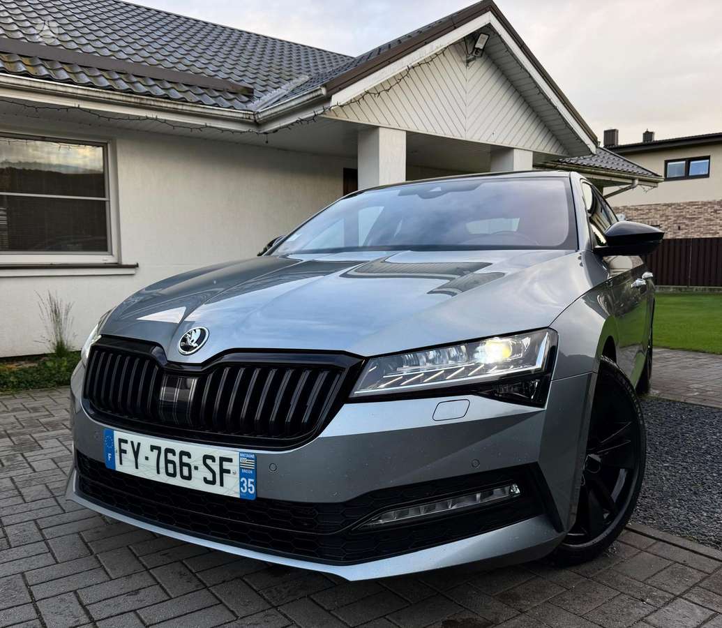 Skoda Superb, 2.0 l., hatchback