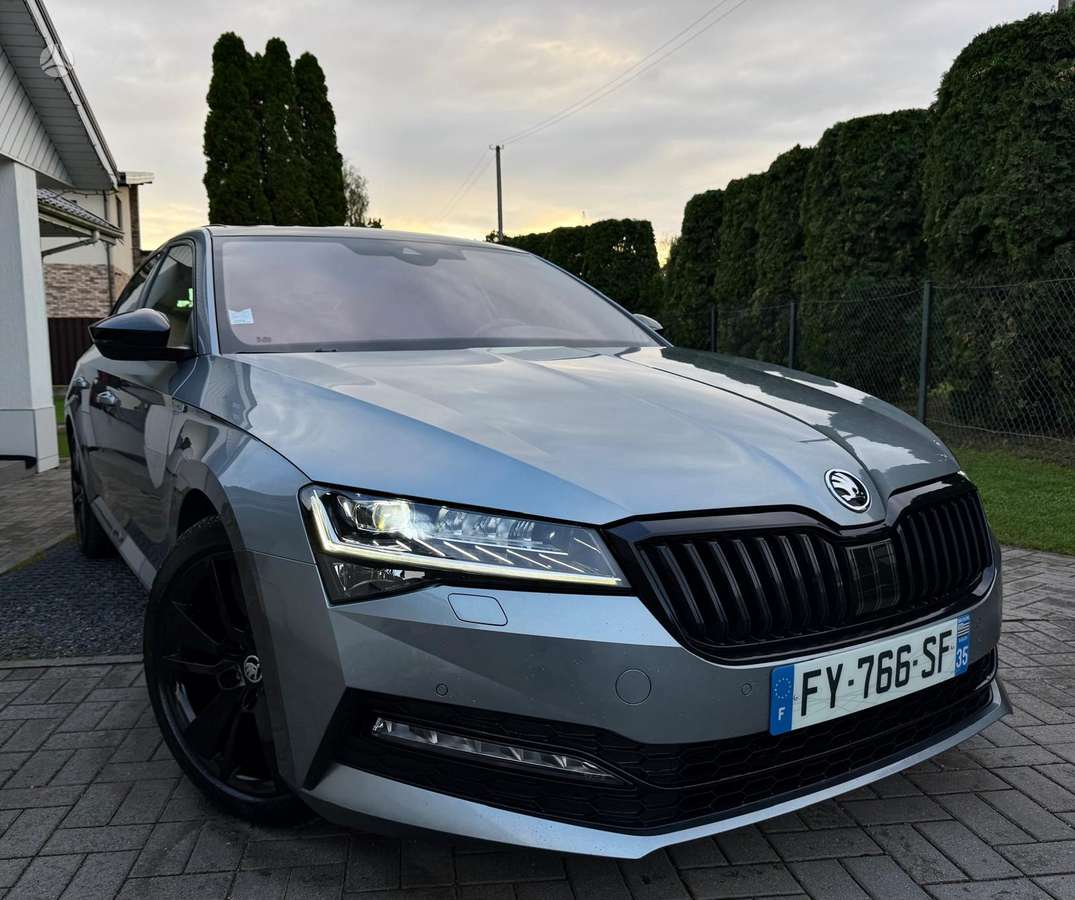 Skoda Superb, 2.0 l., hatchback