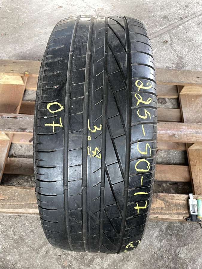 Goodyear Excellence, summer 225/50 R17