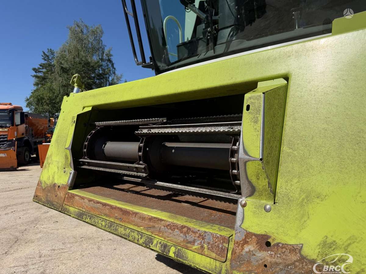 Claas Tucano 320, combine harvesters