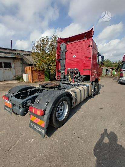 Volvo FH440, double sleeper