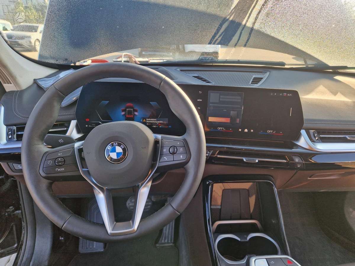 BMW X1 Bmw x1 dalimis 1 5 benzas