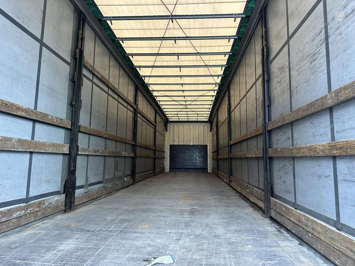 Krone, curtain / tarpaulin