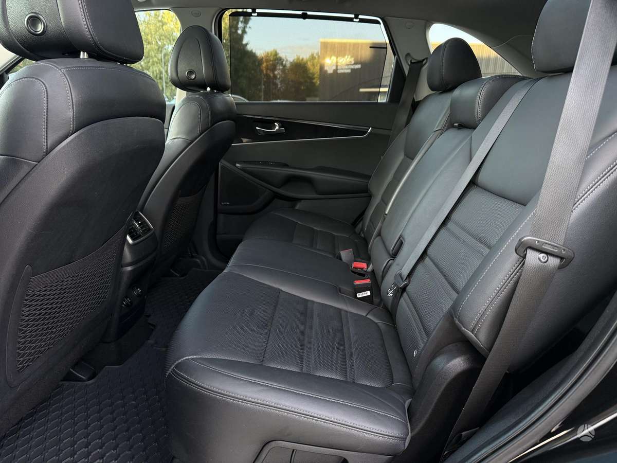 Kia Sorento, 2.2 l., Внедорожник / Кроссовер