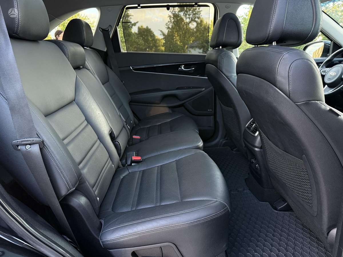 Kia Sorento, 2.2 l., Внедорожник / Кроссовер