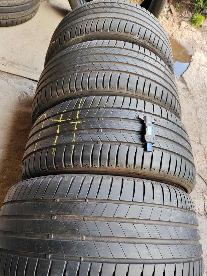 Bridgestone, vasarinės 245/40 R19