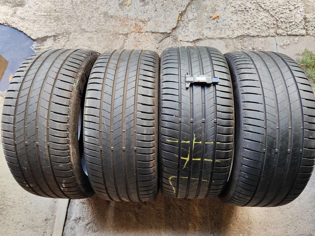 Bridgestone, vasarinės 245/40 R19