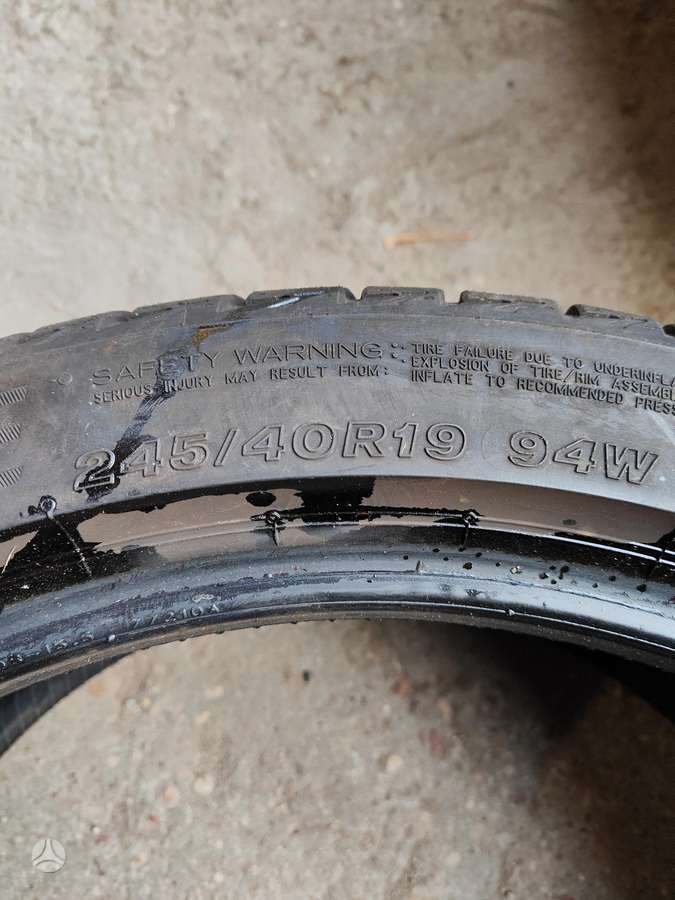 Bridgestone, vasarinės 245/40 R19